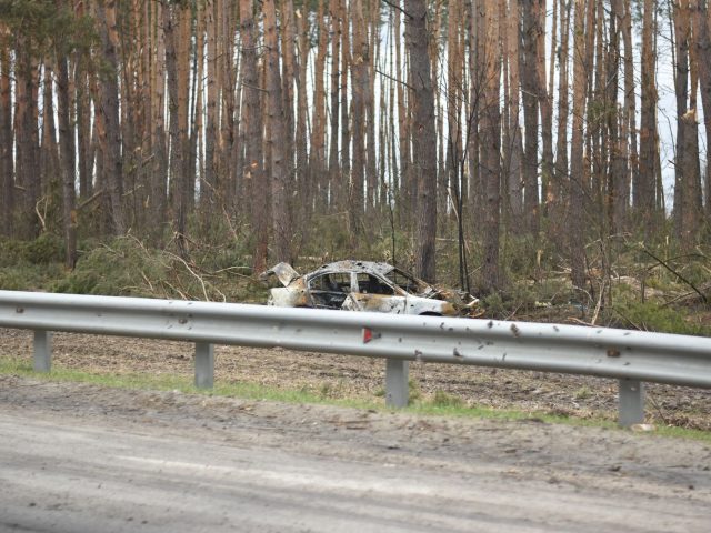Accident à Vesoul : conducteur alcoolisé heurte des barrières et blesse un adolescent