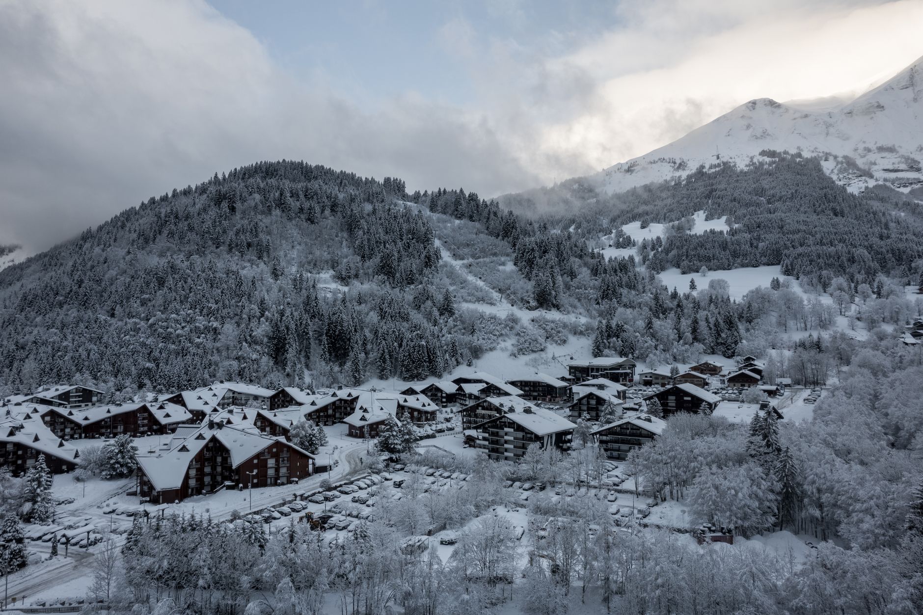 Premières Neiges : Une Opportunité Inespérée pour Revitaliser le Tourisme en Franche-Comté