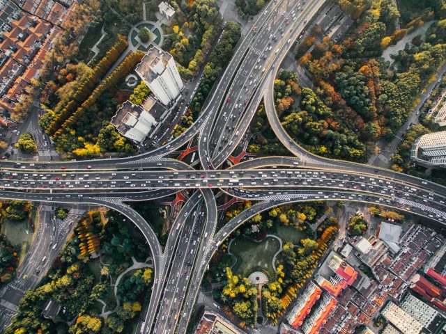 Circulation sur la D673 : Attention aux dangers de la route à Chemaudin!