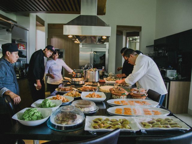 Quand la cuisine solidaire illumine l’espoir des jeunes du CHU de Besançon